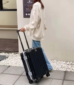 حقيبة سفر بإطار ألمنيوم مع حامل كوب ومنفذ USB – حقيبة ذكية للسفر