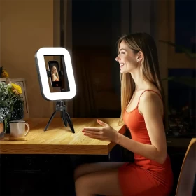 مصباح Porodo Lifestyle المحمول مع مقبض حلقي وملقط للهواتف