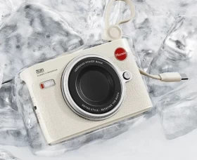 باور بنك Earldom صغير – 3 منافذ إخراج | 22.5 واط كحد أقصى | 10000mAh