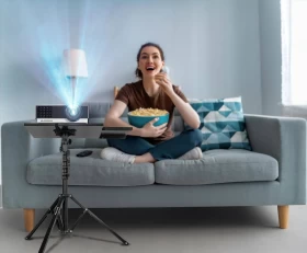 حامل متعدد الوظائف للبروجيكتور واللابتوب من بورودو – أسود