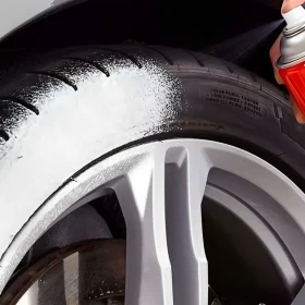 رغوة منظف الإطارات 650 مل